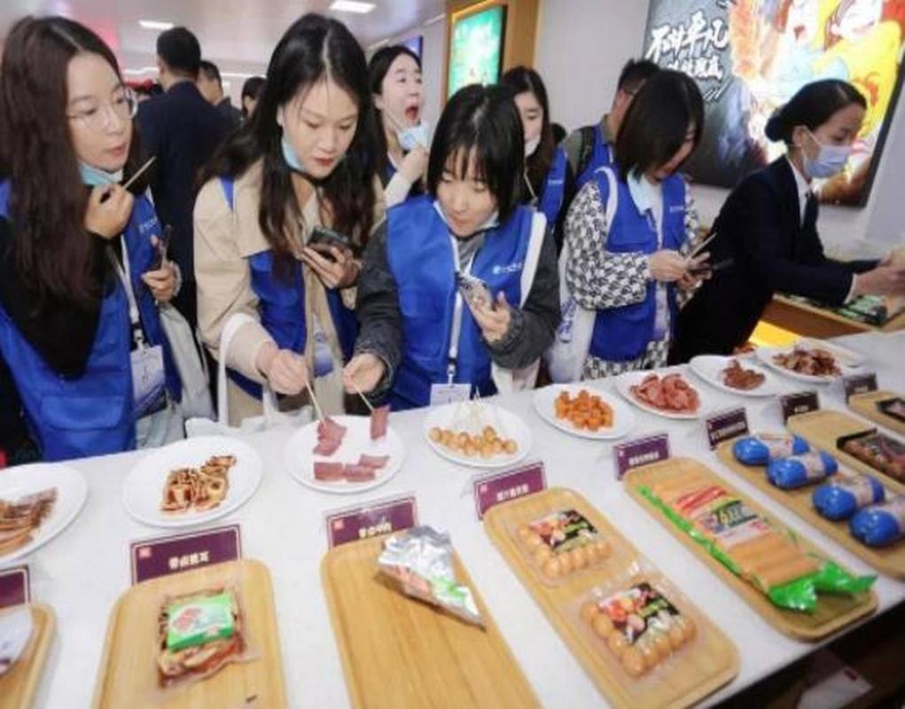 辣,无淀粉王中王,火炫风,新赛道产品丸子,酥肉类产品以及中式熟食等
